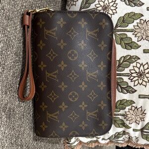 Louis Vuitton Monogram Toiletry Pouch in Brown and Gold